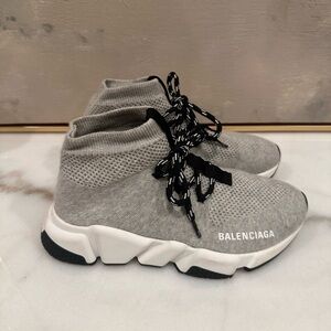 Balenciaga woman’s Gray Knit Sneakers
